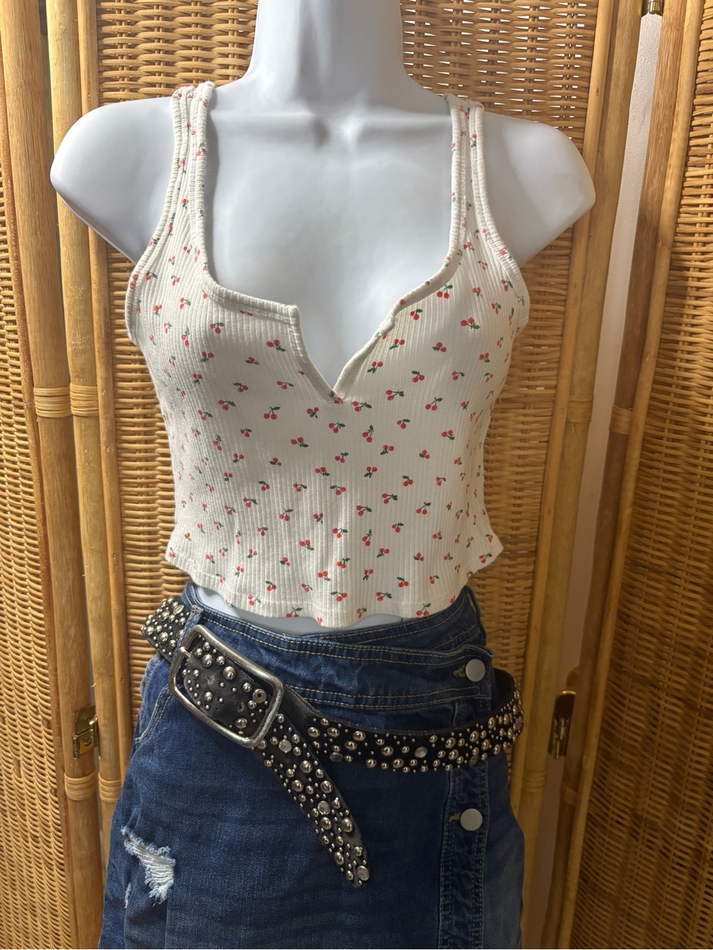 White Cherry-Print Ribbed Notch-Neck Crop Tank - Women